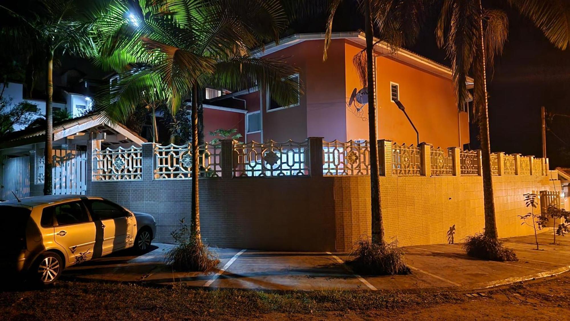 Suites Ubatuba Praia Da Lagoinha Экстерьер фото